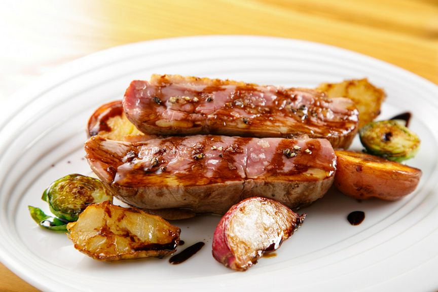 ハンガリー産鴨ムネ肉のロースト