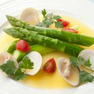 旬の食材の旨みを満喫『福島県産グリーンアスパラガス～ハマグリのバターソース～』