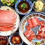 厳選した逸品から田村牛、ホルモン、〆まで楽しめるにくだらけの入門のようなコースになっております。
