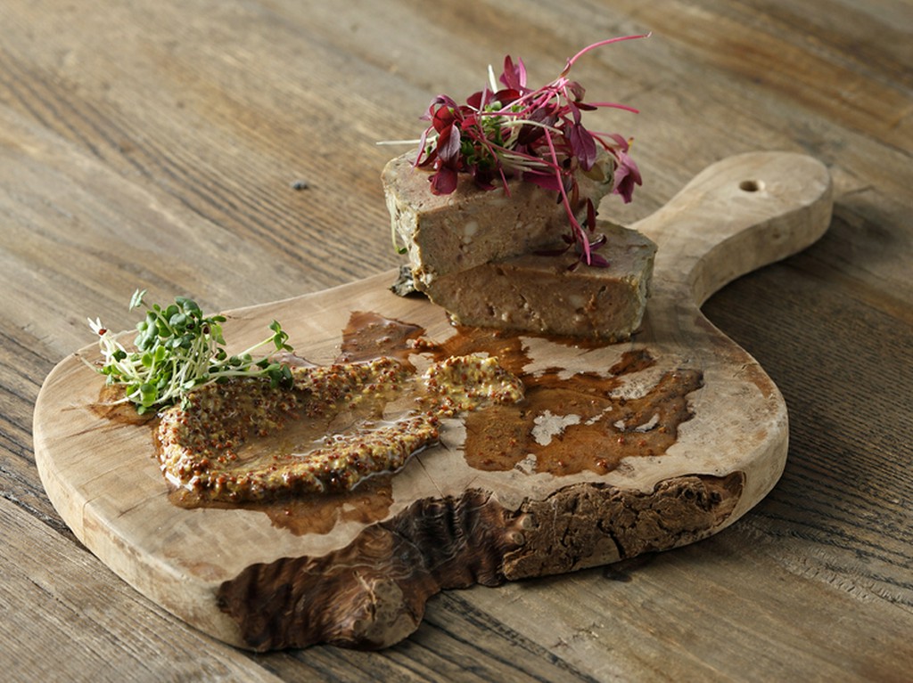 ねっとりと滑らかな舌触りの『パテドカンパーニュ』