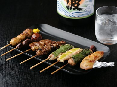 選りすぐりを一皿に『炭焼き盛り合わせ』