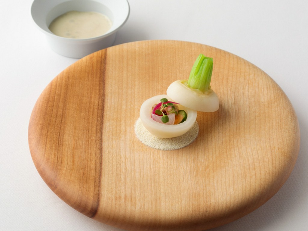 野菜本来の味わいを楽しむ逸品『バーニャカウダ』