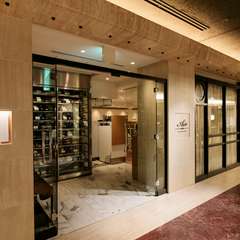 記念日のお客さまには、華やかなデザートプレートをご用意