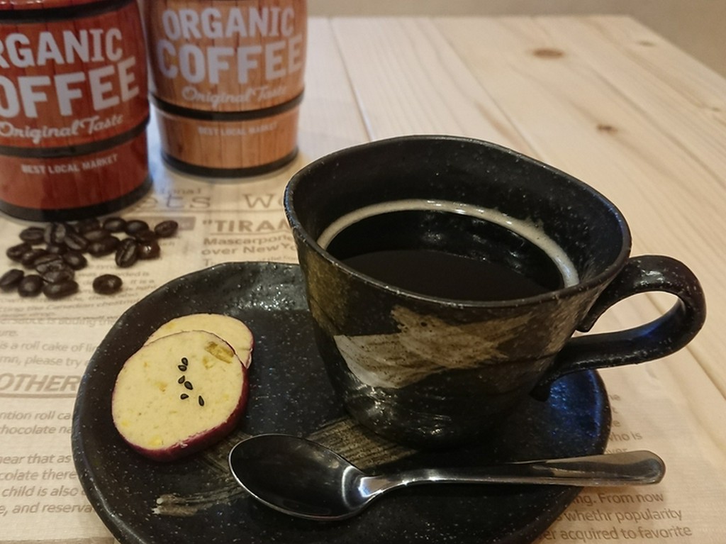 豊かな香りを楽しめる、焙煎したての「コーヒー」