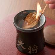じっくり手間暇かけてつくる『ひれ酒』