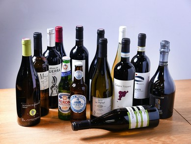 定番もおすすめも、カジュアルなグラスワインで楽しめる