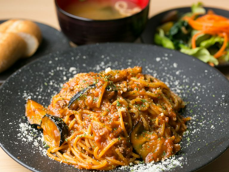 週替わりで2種類から選べるソースが魅力『シェフの気まぐれパスタ』