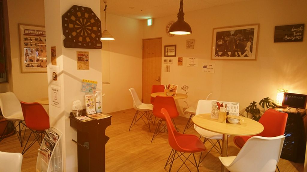 夜の店内写真
