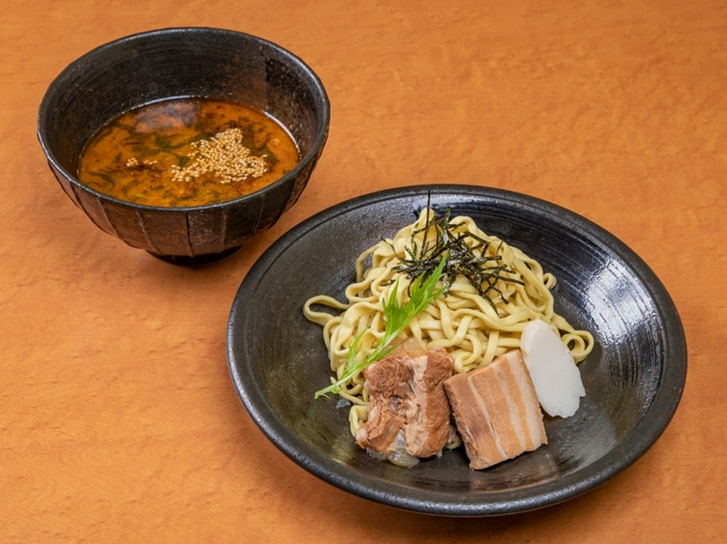 創作そばの中で１番人気！『濃厚つけそば』