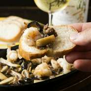 たっぷりエビのアヒージョ