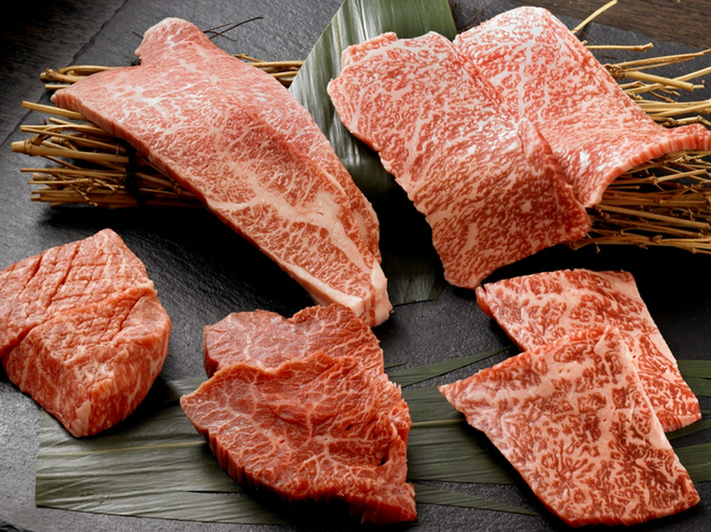 『和牛五種盛り』はその日仕入れた部位で一番のおすすめを