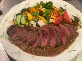 甲州ワインビーフのステーキ 和風マスタードソース