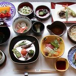 0006107090J5.jpg