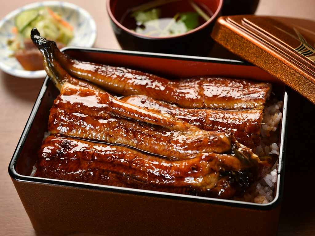 うなぎを丸ごと一本味わえる『うなぎ一匹極上重』