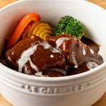 【サラダビュッフェ付き】佐賀牛を贅沢に使用した松柏園伝統のビーフシチュー。仕込みに3日をかけて作られる至極の一品を是非ご賞味ください。