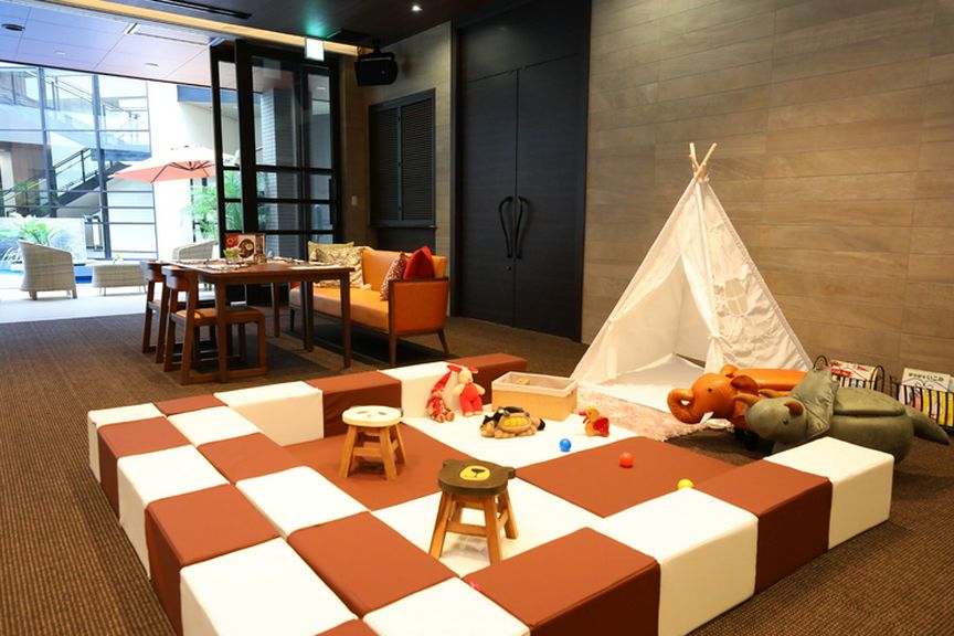 親子一緒に笑顔になれるキッズスペースも完備