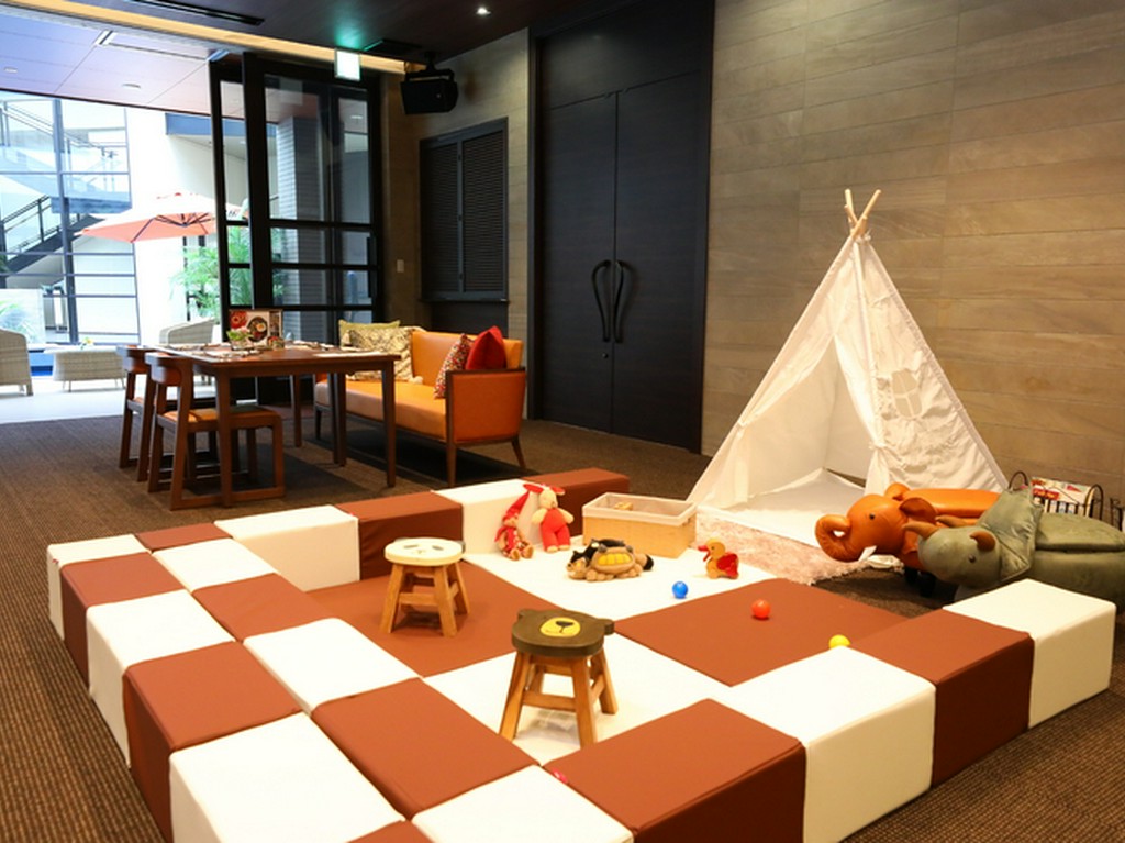 親子一緒に笑顔になれるキッズスペースも完備