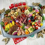 今年もクリスマスオードブルご予約受付中です🎄
📌11月30日までのご予約で10%OFFです✨
⚪︎料金：￥8,000 → 早割り￥7,200
申し込み締め切り　12/15(月)
⚪︎お渡し期間　12/20(土) - 12/25(木)