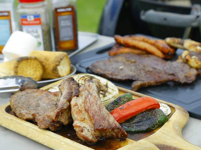 準備片付け一切必要なし。手ぶらで楽しめるBBQプラン