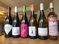 フランス、イタリアのビオワインを中心にご用意しております。1グラス1000円～ご用意しております。