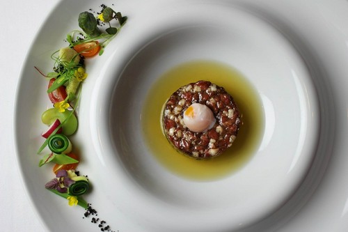 熊本県産　馬肉のタルタル仕立て