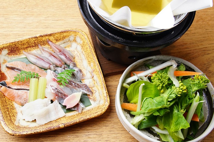 新感覚日本料理 公式】 能勢 日本料理 新｜自然に囲まれたレストラン