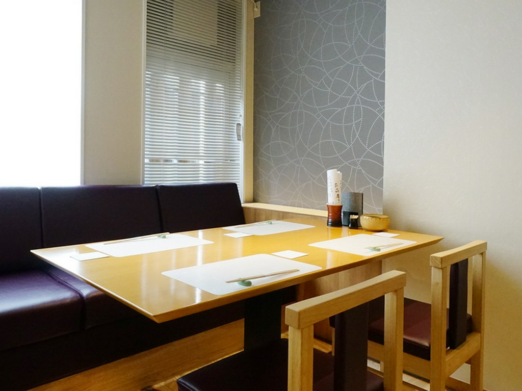 その時々の季節を料理で感じられ、 話も弾む大人の空間 