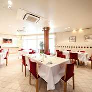 ぬくもりのある店、いつもおいしい店として、何十年と通うリピーターが多数。親族の集まり、特別な団体行事の食事などにも柔軟に対応してくれます。大人気のキッズメニューは数種用意されています。