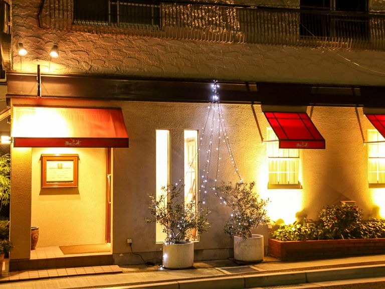 静かな、特別感のある店で、何物にも代えがたい大切なひとときを