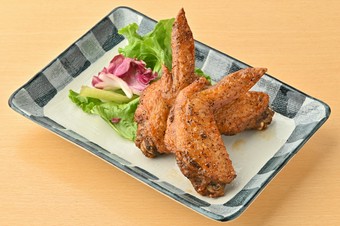 黄金手羽先揚げ 3本