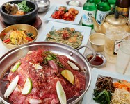 韓国料理が初めての方にも食べていただきやすいプルコギ鍋☆