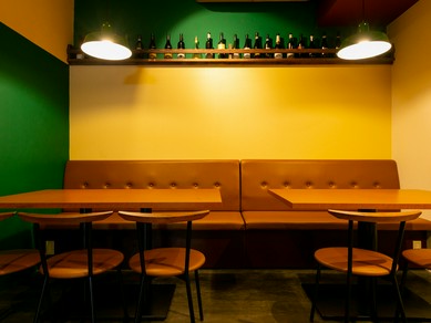 イタリア産を中心に厳選されたワインをラインナップ