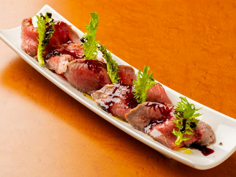 自家製ローストビーフ ペッパーのソース