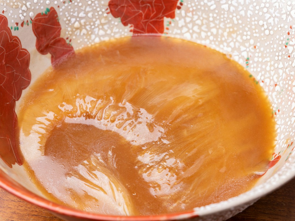 熟練の技でつくりあげる『大フカヒレの姿煮 200g以上』