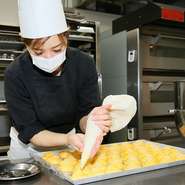 30代になり、健康や食材を意識するようになりました。子供たちや大切な人が食べても大丈夫だと太鼓判を押せる食材を使用することがモットー。素材本来の味を大切にし、可愛いらしくつくることも心掛けています。