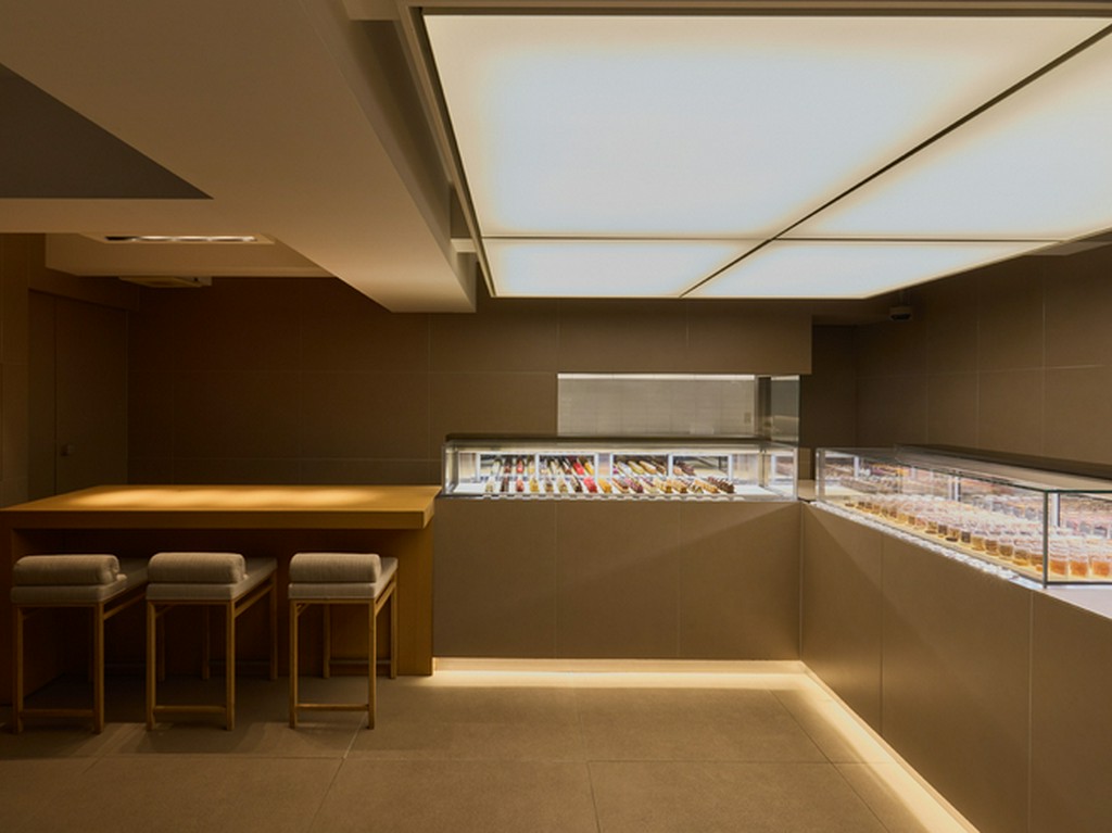 グレーを基調としたシックな内装