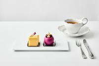 ショーケースに並ぶミニャルディーズの中からお好きなものをお選びいただけます。
ドリンク1杯付き。