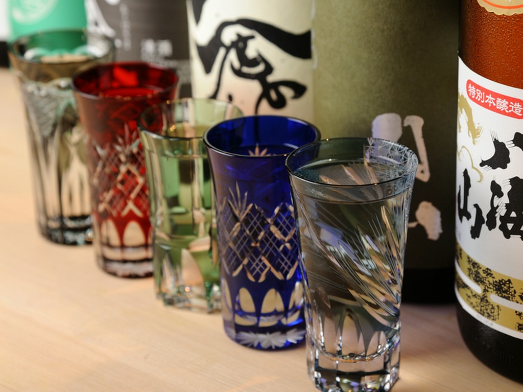 極上のひとときが一層引き立つこだわりの器やグラス