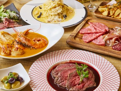 肉料理たっぷり!飲み放題付コースは3000円〜!