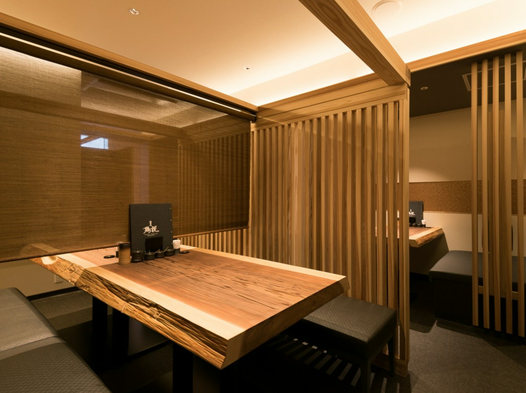 大人女子会を思わず開きたくなる、美味しい料理と店構え