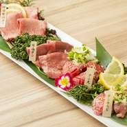 塩味タンと贅沢タンの食べ比べをレモンダレで。