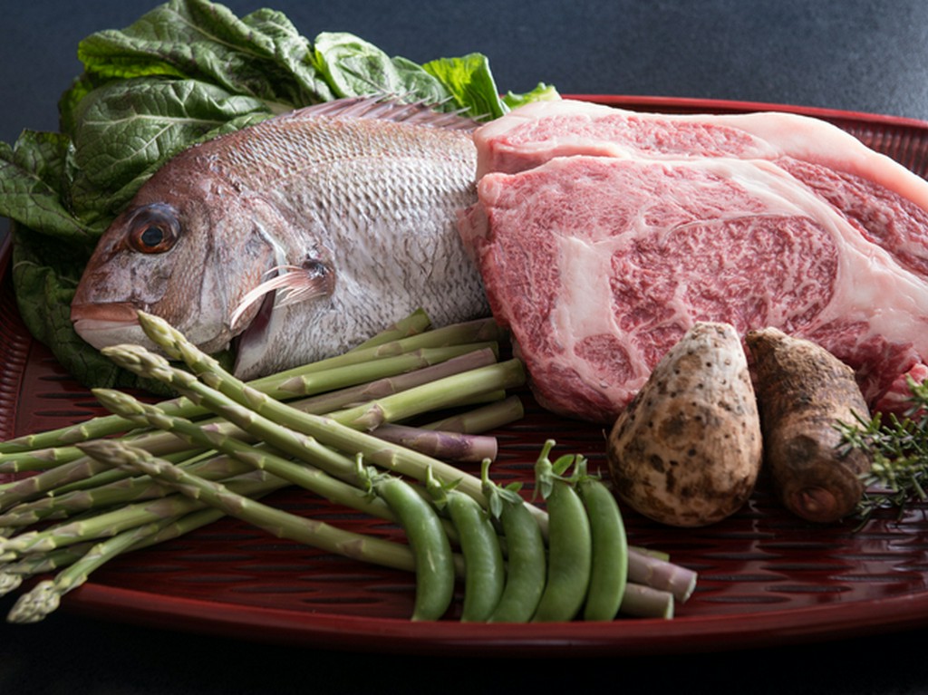 肉も魚も、野菜だって一級品。香川の食材も積極的に使用