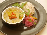 月替りで世界各国のカレーをお届け！