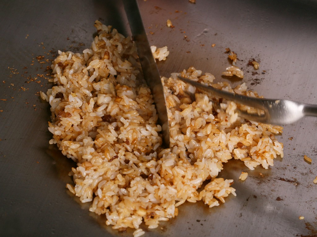 食欲をかきたてる香ばしさ　『北海道産ゆめぴりかを使ったガーリックライス』