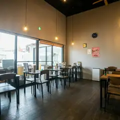 その日の利用シーンに合わせ、さまざまな空間で過ごせる