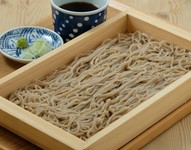 シャキシャキの蓮根と明太子の相性はバツグンです♪
当店の人気メニュー♪