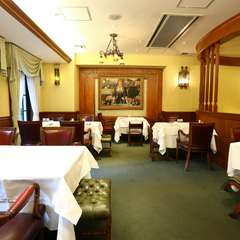 美味しい本格洋食を囲んで、和やかな会食や接待を楽しめる