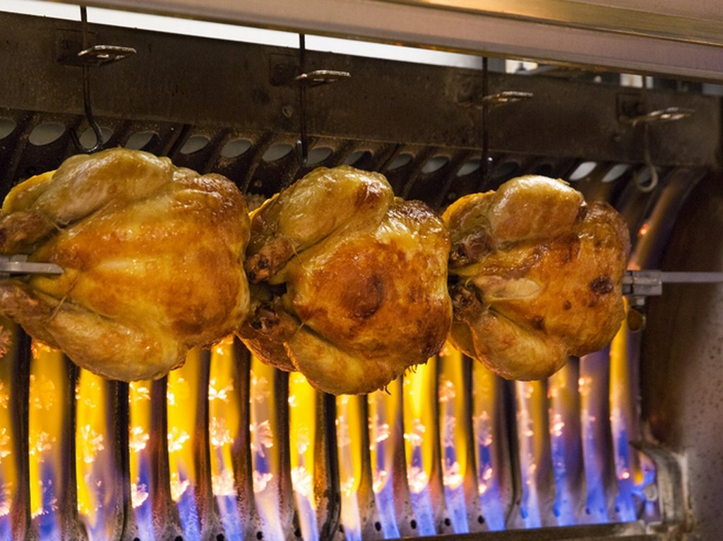 本場フランスから輸入した専用オーブン