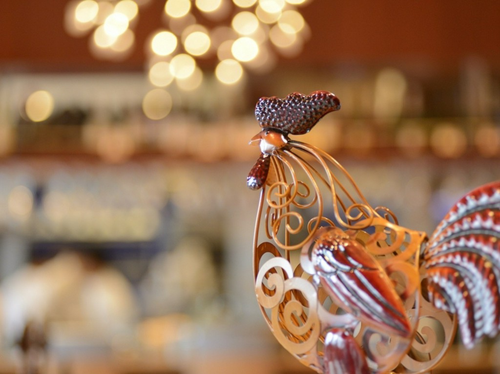 店内を彩る調度品