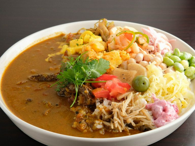 黒毛和牛×日替わり山盛りトッピングのスペシャルが一押し『ヤドカリースペシャル(牛すじ)』